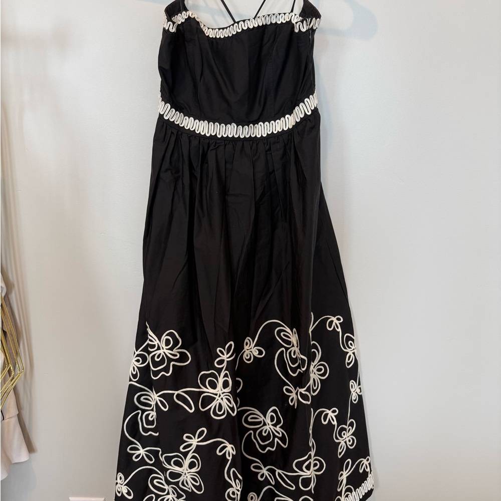 💋 Bohme Elegant‎ Black and White Embroidered Dress 059 - Picture 2 of 9